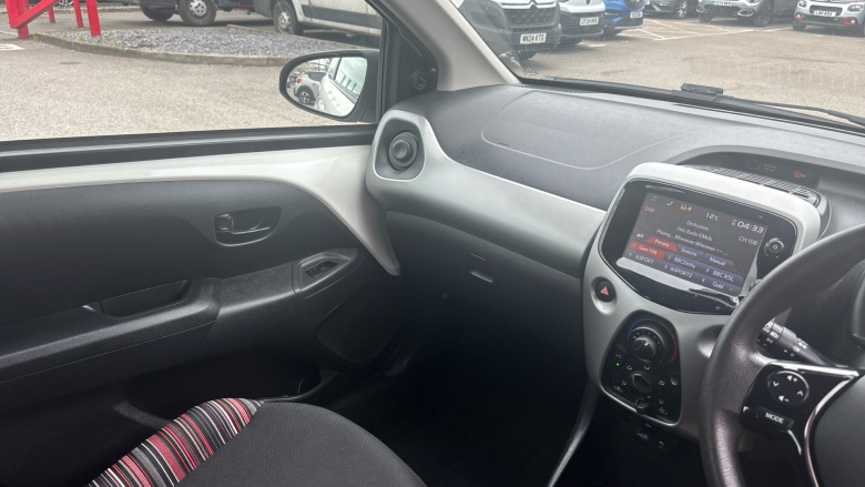 Citroen C1 1.0 VTi Feel 3dr Petrol Hatchback